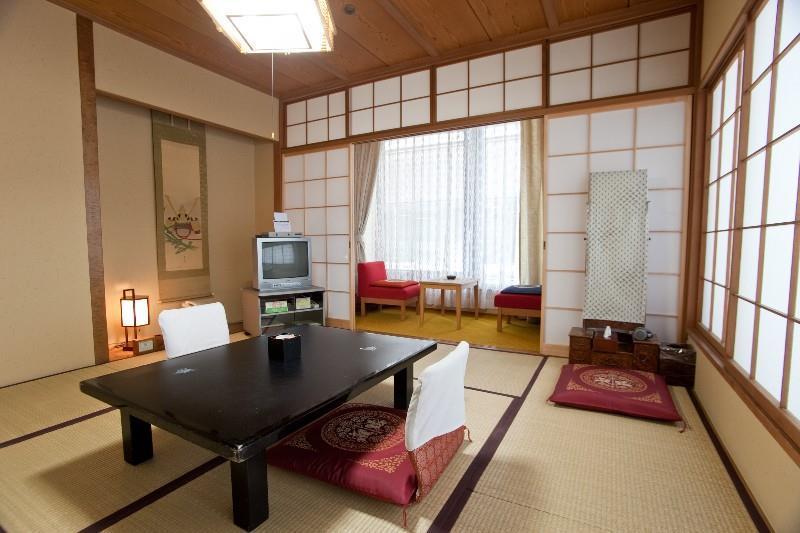 Ryumeikan Ochanomizu Honten Hotell 4*